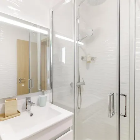 شقة 2br Terrace With Tagus View - Air-conditioned | By Airnest