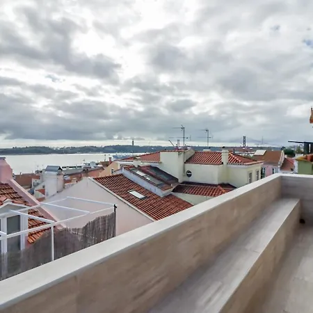 شقة 2br Terrace With Tagus View - Air-conditioned | By Airnest