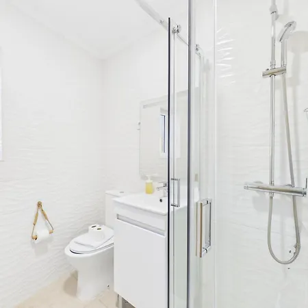 2br Terrace With Tagus View - Air-conditioned | By Airnest شقة Lisboa
