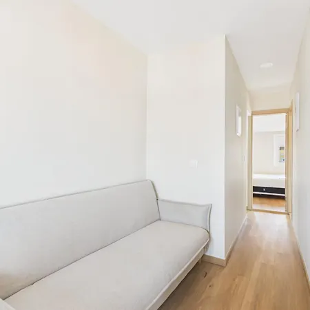 شقة 2br Terrace With Tagus View - Air-conditioned | By Airnest