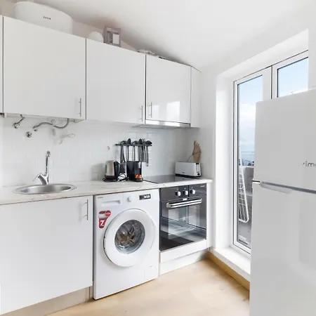 2br Terrace With Tagus View - Air-conditioned | By Airnest Lisbon