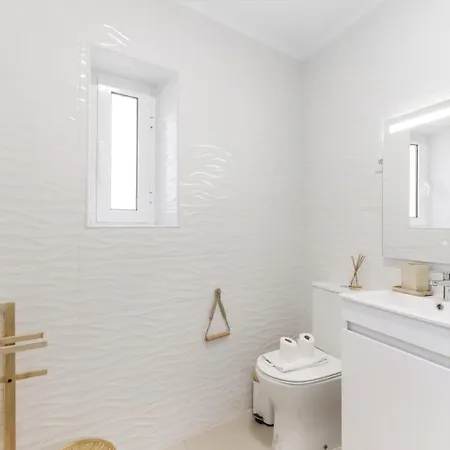 Apartman 2br Terrace With Tagus View - Air-conditioned | By Airnest *